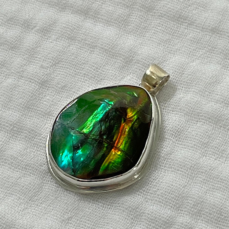 NECKLACES&PENDANTS