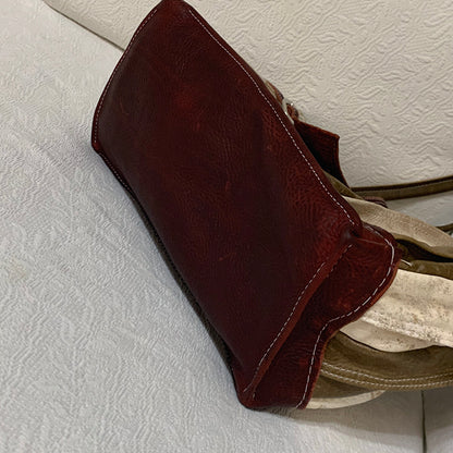 perfect shoppers handbag with large accordion expandability