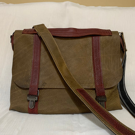 z rugged messenger satchel